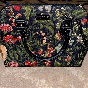 Signare Crossbody Tapestry Bag